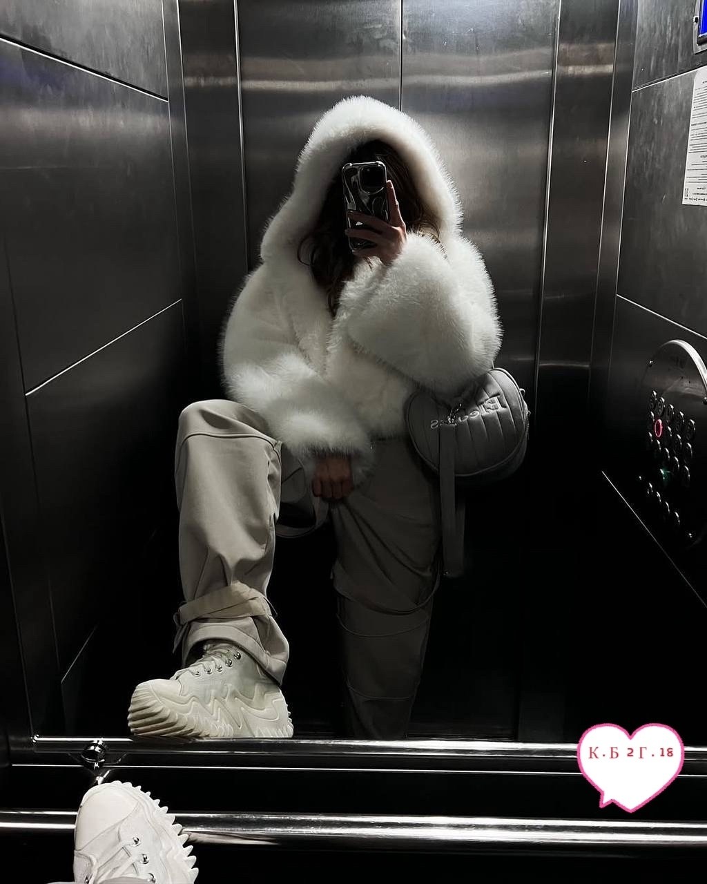 меховая куртка,женская шуба,меховое пальто,шуба из натурального меха,женская шуба из натурального лисьего меха