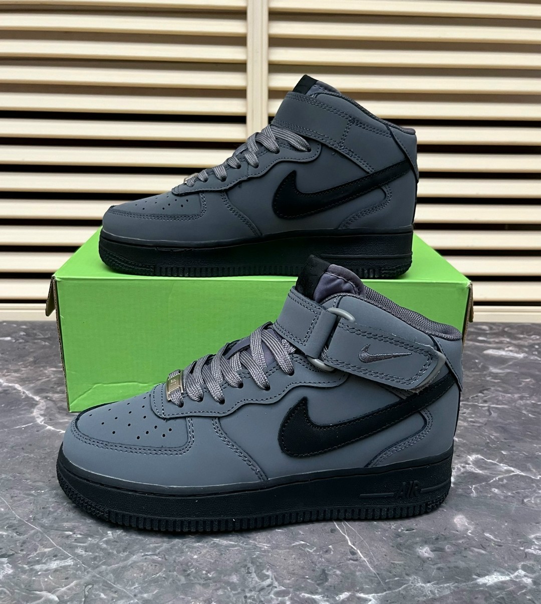 зимние кроссовки nike air force 1 hi цвет серый,кроссовки nike air force 1 mid,зимние кроссовки nike air force 1,зимние кроссовки nike air force,nike air force 1 mid dark grey