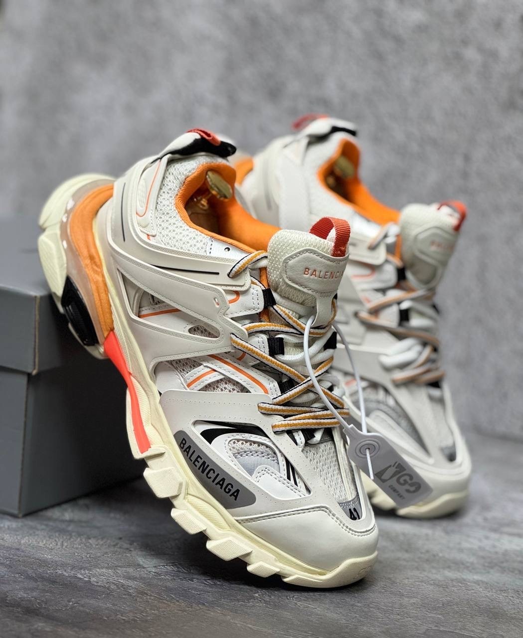 balenciaga track white orange,кроссовки balenciaga track,кроссовки balenciaga,женские кроссовки balenciaga,баленсиага трек 2 кроссовки