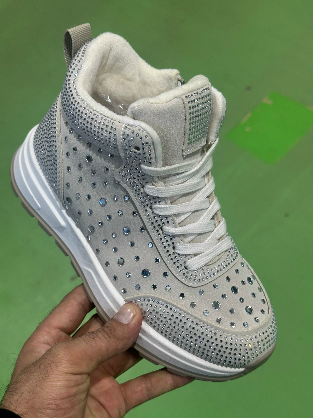 ,женские кроссовки,кроссовки для женщин,спортивная ,блестящие кроссовки женские