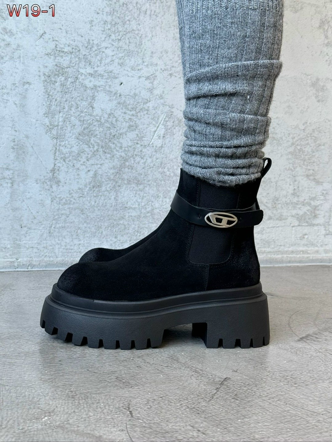 ,ботинки женские,закрытая , женская,замшевые ботинки