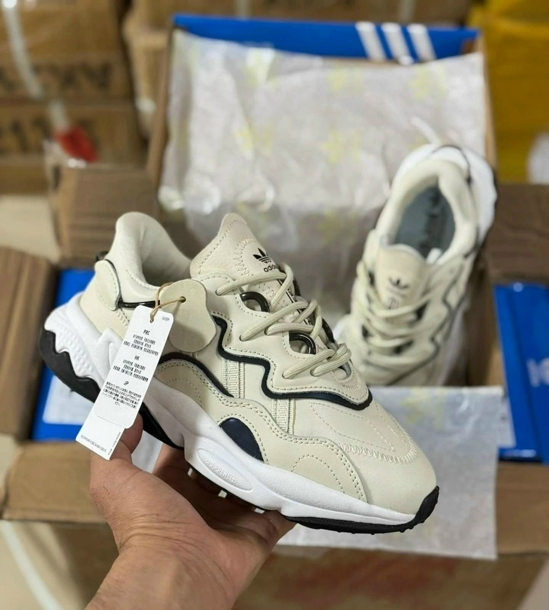 женские кроссовки adidas ozweego,кроссовки adidas ozweego,женские кроссовки adidas originals ozweego,кроссовки adidas originals ozweego,adidas originals ozweego