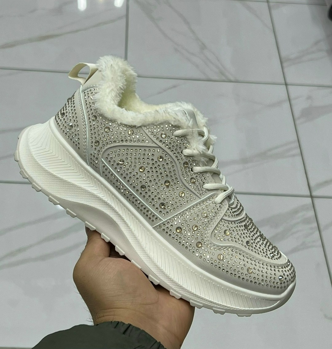 ,женские кроссовки,кроссовки со стразами,обуви,блестящие кроссовки