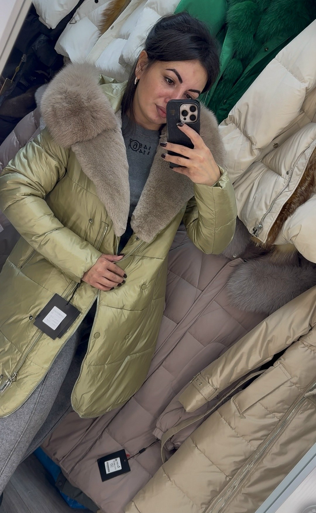 пуховики с мехом,пуховики с натуральным мехом,пуховик бежевый,зимние куртки,пуховик