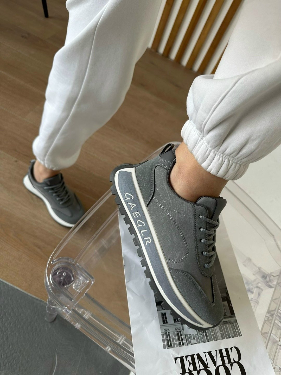 ,кроссовки женскиe,бежевые кроссовки, женская,стильные кроссовки