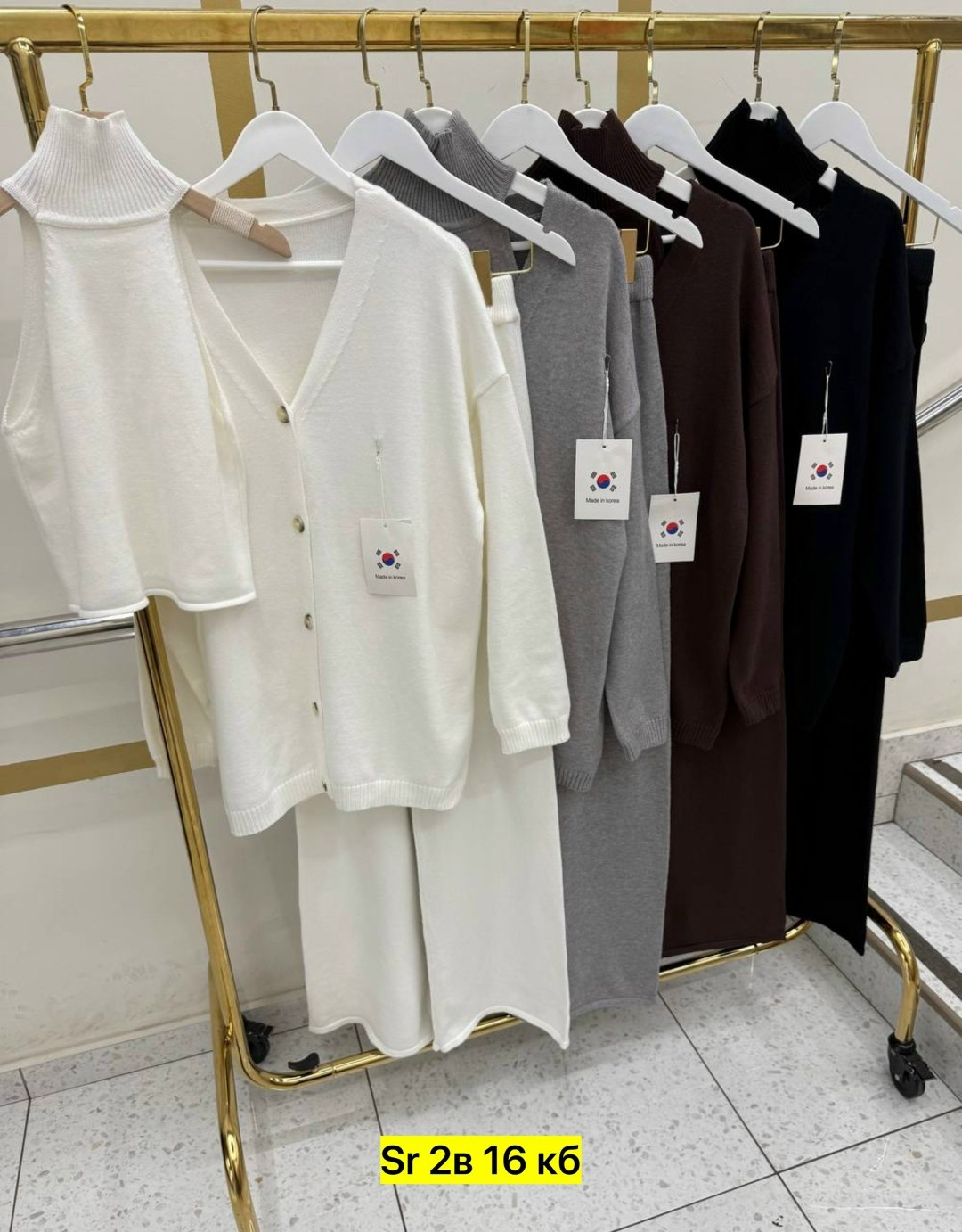 костюмы брючные,стильные костюмы,трикотажные костюмы,вязаные костюмы,женский трикотажный костюм