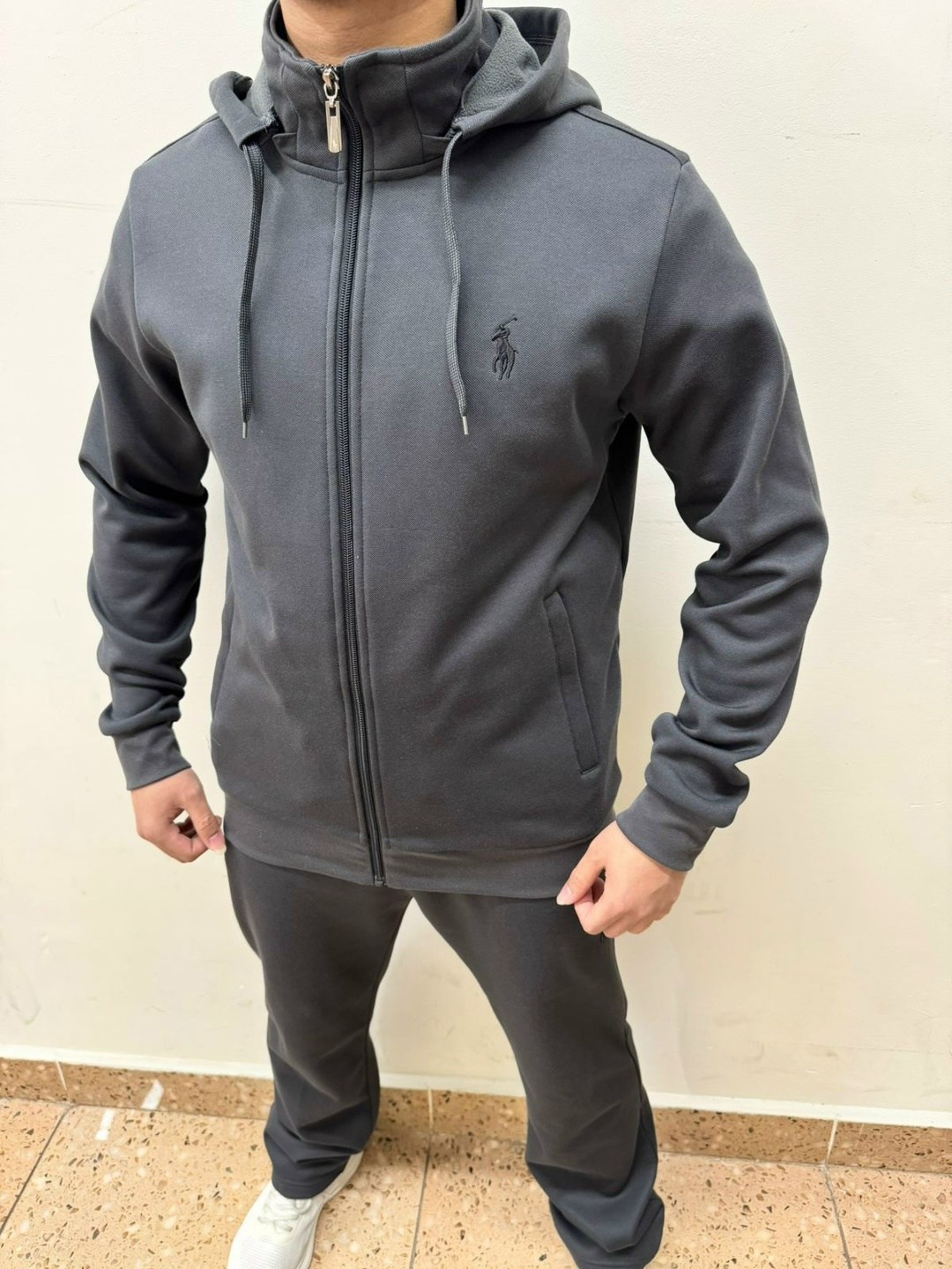 костюмы спортивный,мужские спортивные костюмы,костюм на флисе,костюм на флисе мужской,спортивный костюм мужской на флис