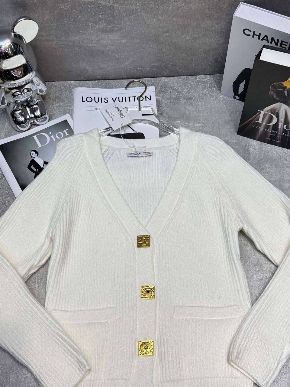 кардиган,кардиган белый,кардиган кофта,кардиган на пуговицах,кардиган шанель