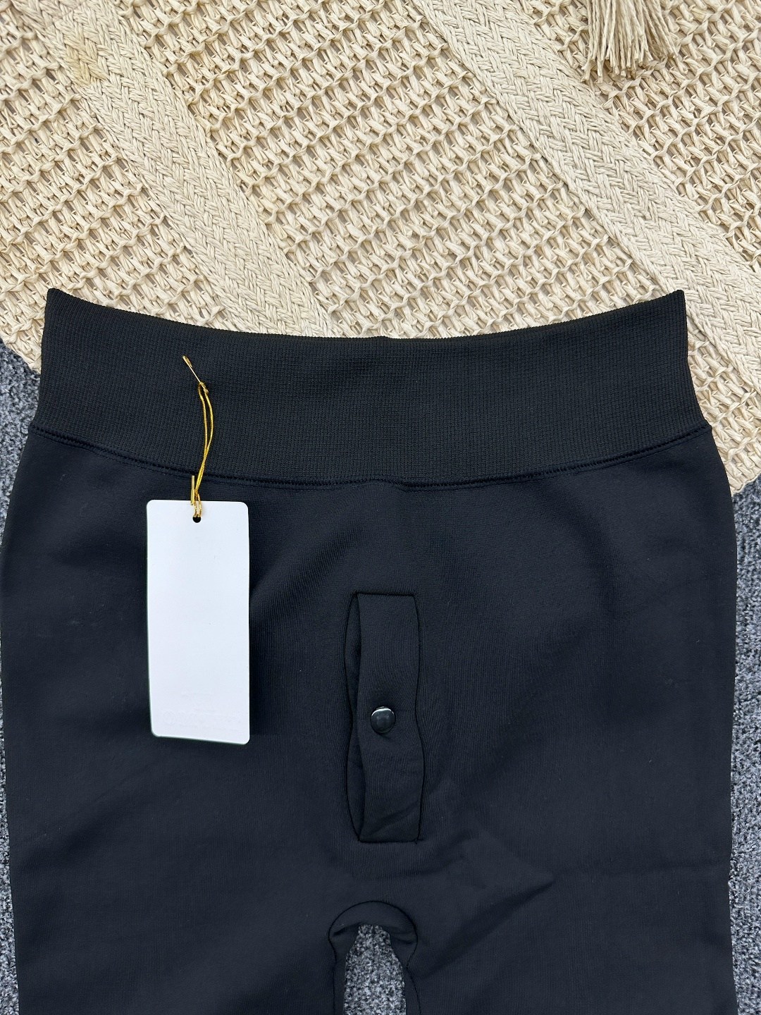 повседневные брюки,брюки спортивные,одежда брюки,брюки узкие,трикотажные легинсы