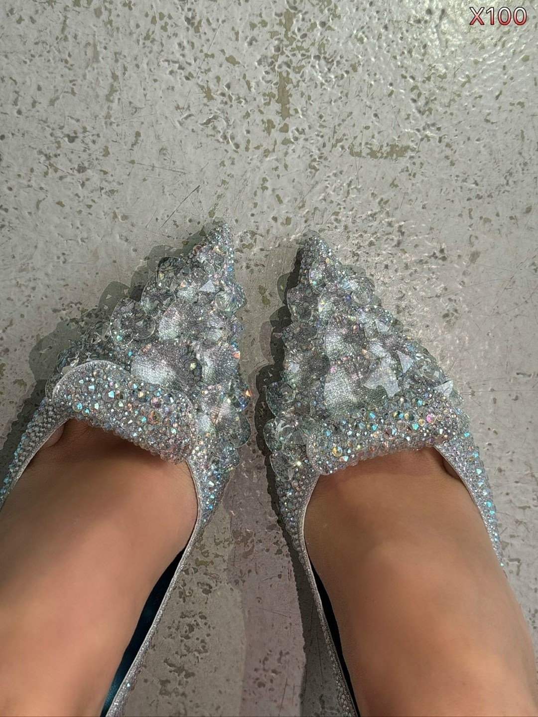 туфли серебристые блестящие,женский туфли,серебристые туфли,туфли золушки,туфли с кристаллами