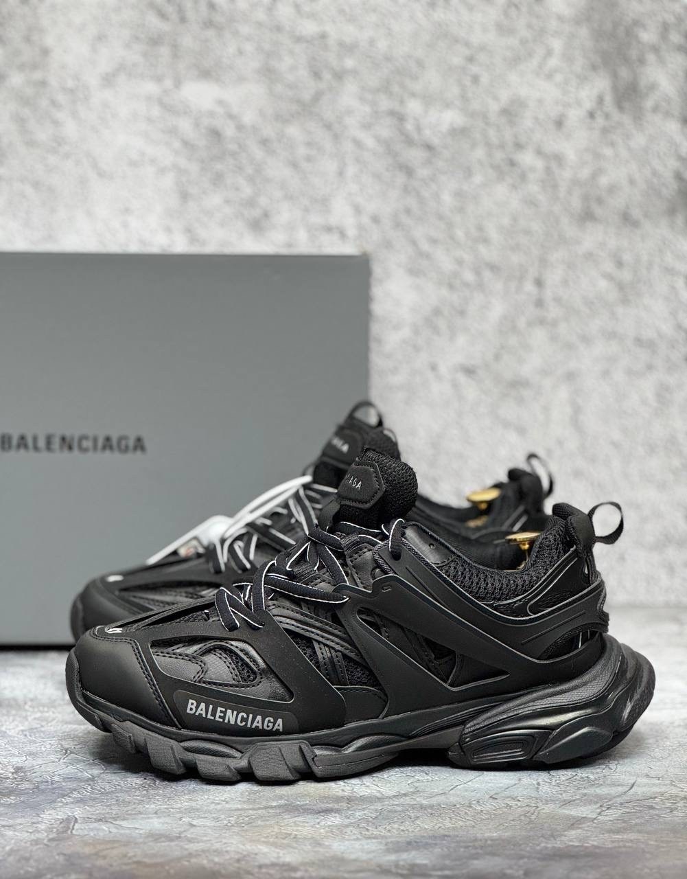 кроссовки balenciaga,кроссовки balenciaga track,женские кроссовки balenciaga,кроссовки balenciaga мужские,туфли баленсиага мужские
