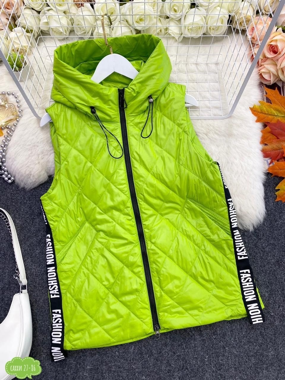 жилетка женская,желтый жилет женский,желтая жилетка женская,жилетка,теплый жилет