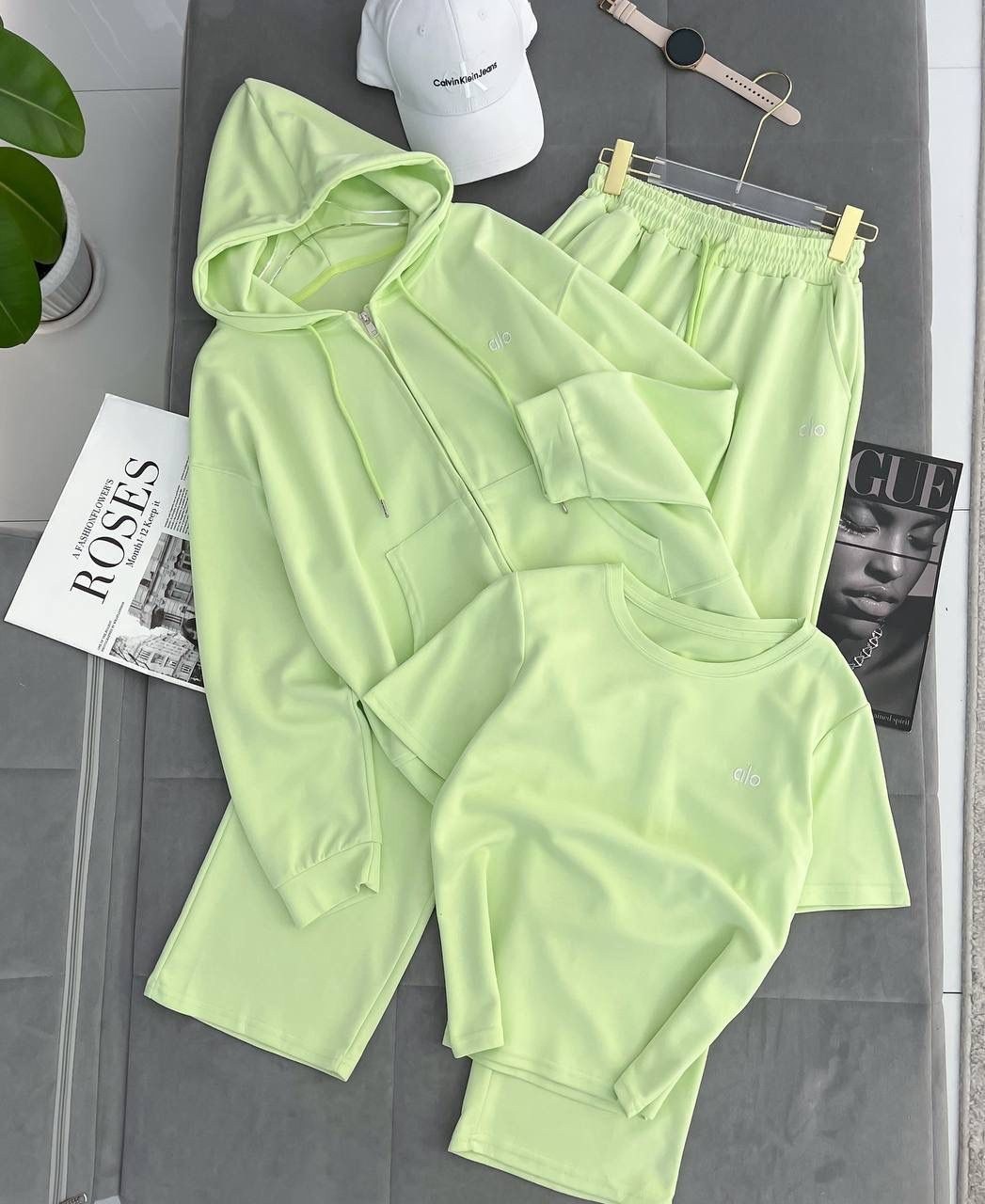 женский костюм тройка,спортивные костюмы женские,костюм тройка,женские костюмы,костюм на флисе