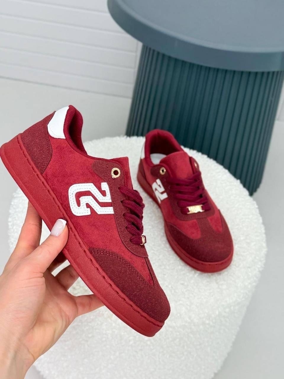 ,бордовые кроссовки,бордовые кроссовки женские,бордовые кеды,кеды ванс бордовые