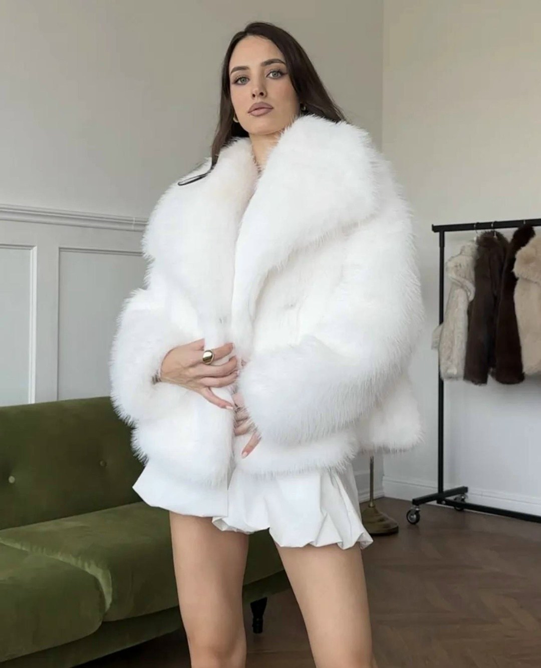 шуба белая,искусственная шуба,шубка,шуба женская искусственная,шубы женские