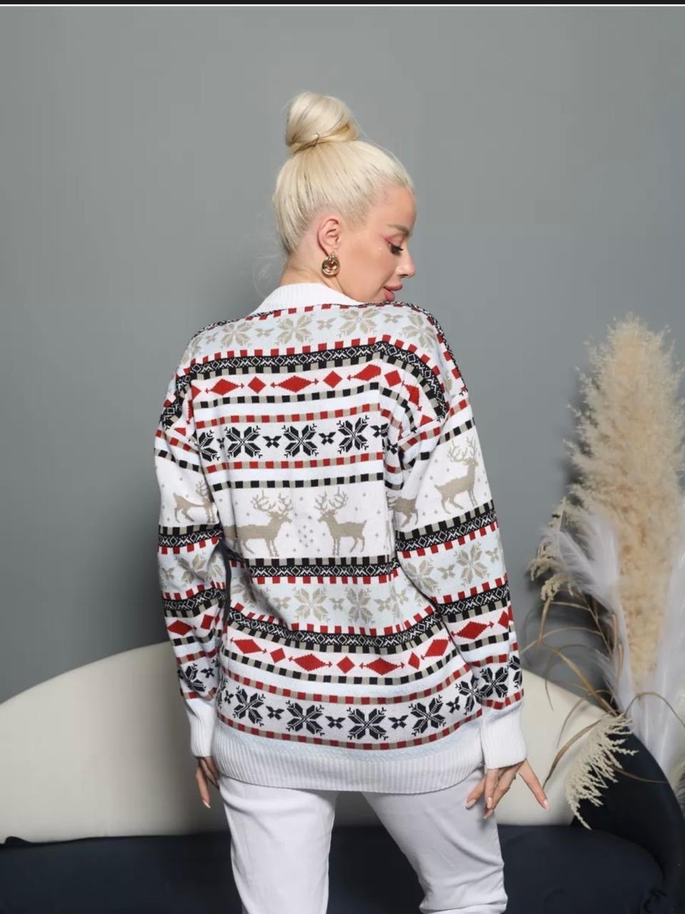 кофта новогодняя с оленями,свитер женский с оленями,свитер теплый новогодний с оленями,рождественские свитера,свитер оверсайз вязаный с оленями