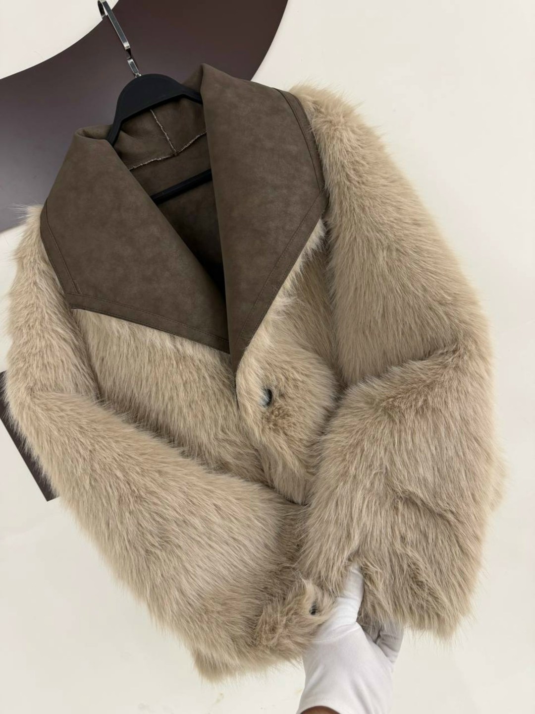 меховая куртка,куртка с мехом,куртка с овечьим мехом женская,меховая куртка женская,модная куртка