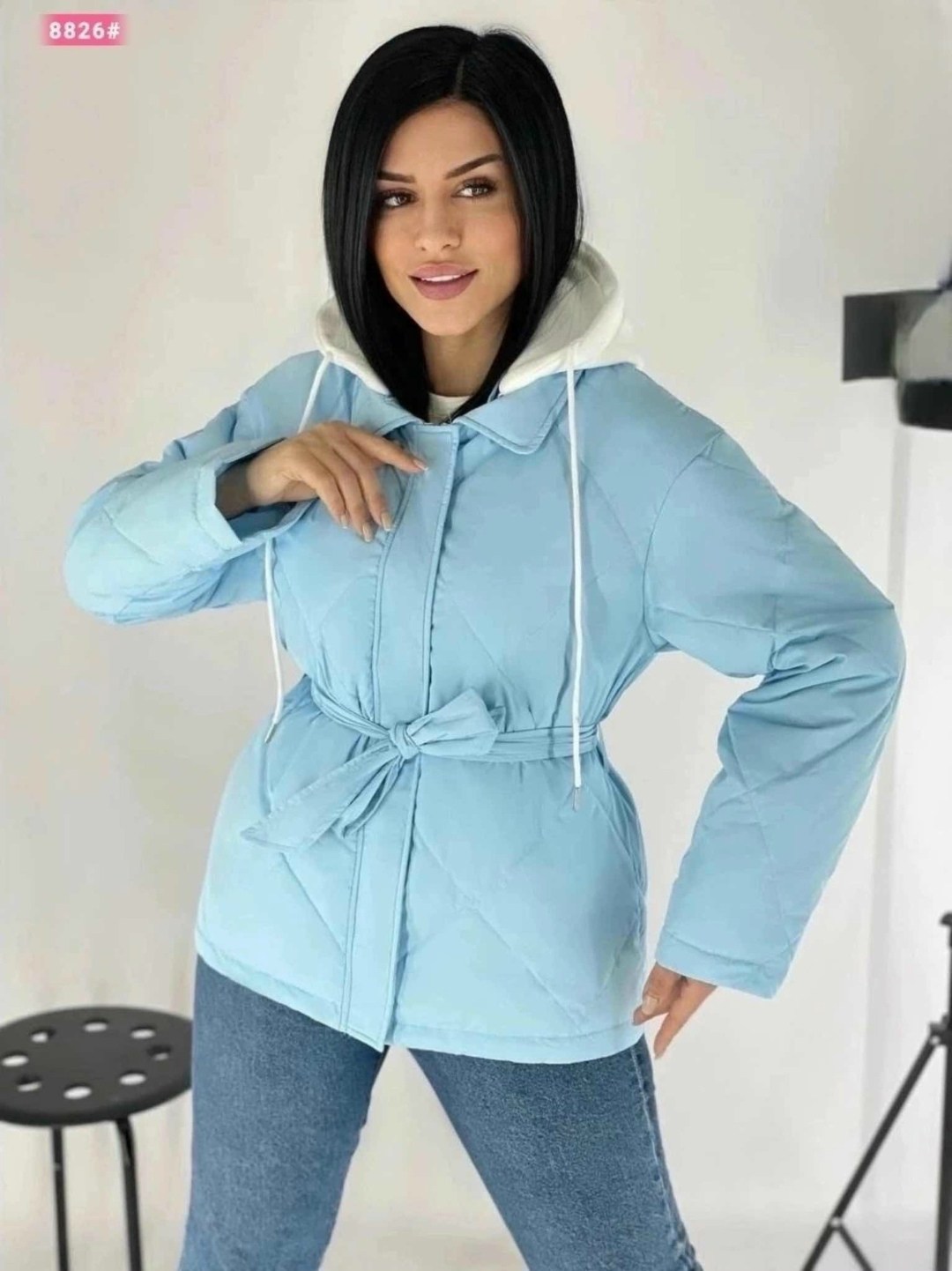 куртки весна 2025,куртки весна 2025 женские,стильная куртка,женская весенняя куртка с капюшоном,весенние куртки женские 2025