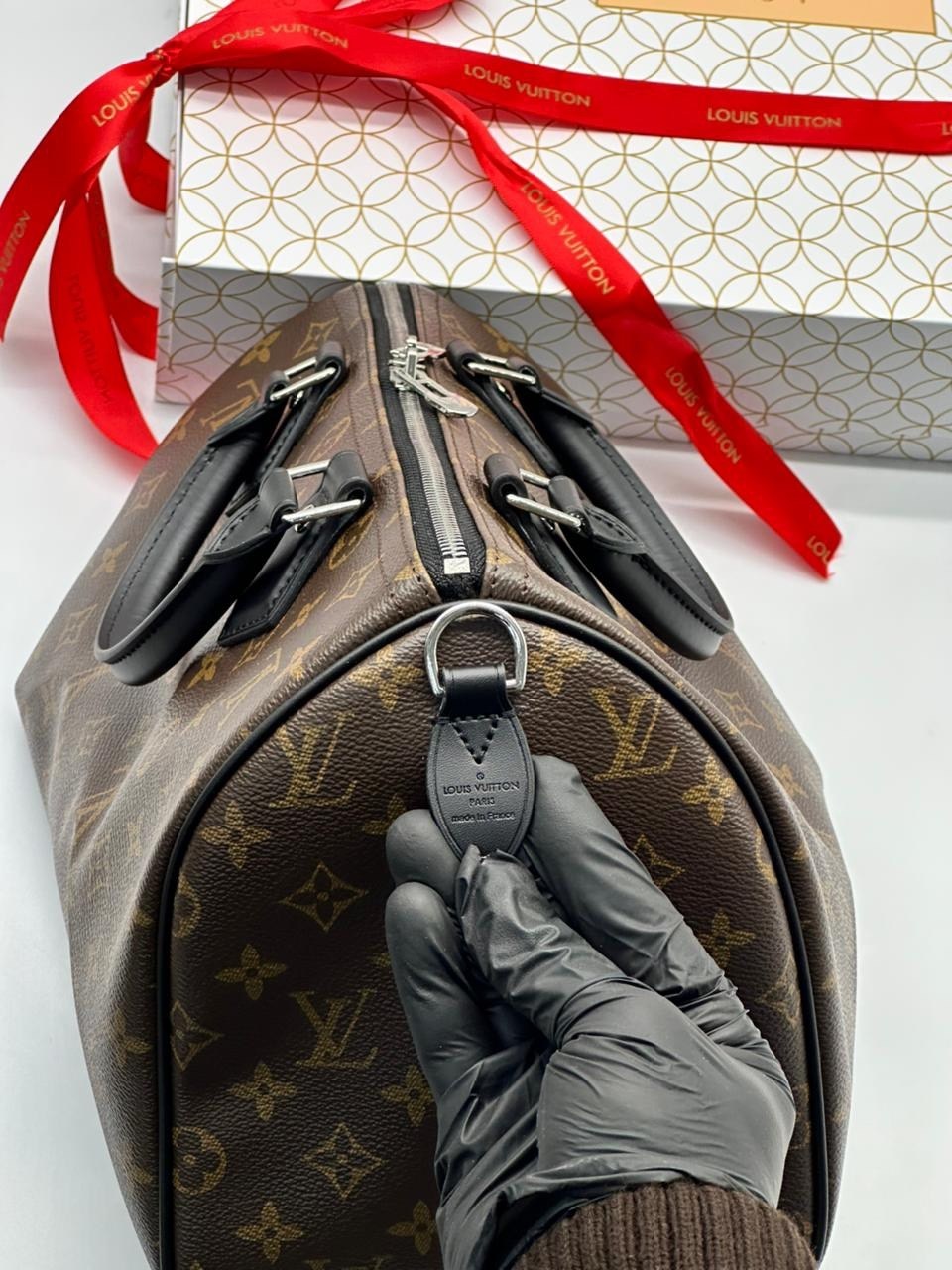louis vuitton женская сумка,сумка луи виттон,сумка спиди 30 луи виттон,cумка louis vuitton,louis vuitton speedy 30 monogram