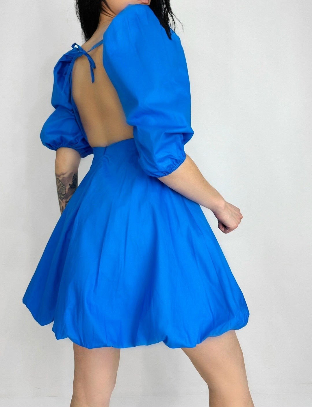 платье женская,платье универсальное,платье фуксия с рукавами буфами,платье фуксия короткое,платье