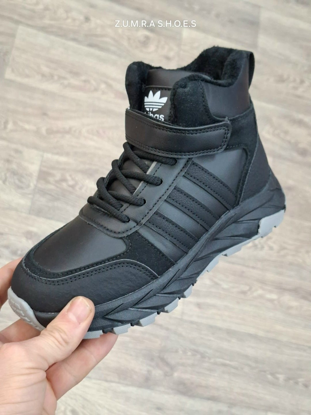 ,детская ,кроссовки зимнее,ботинки детские,кроссовки молодежные