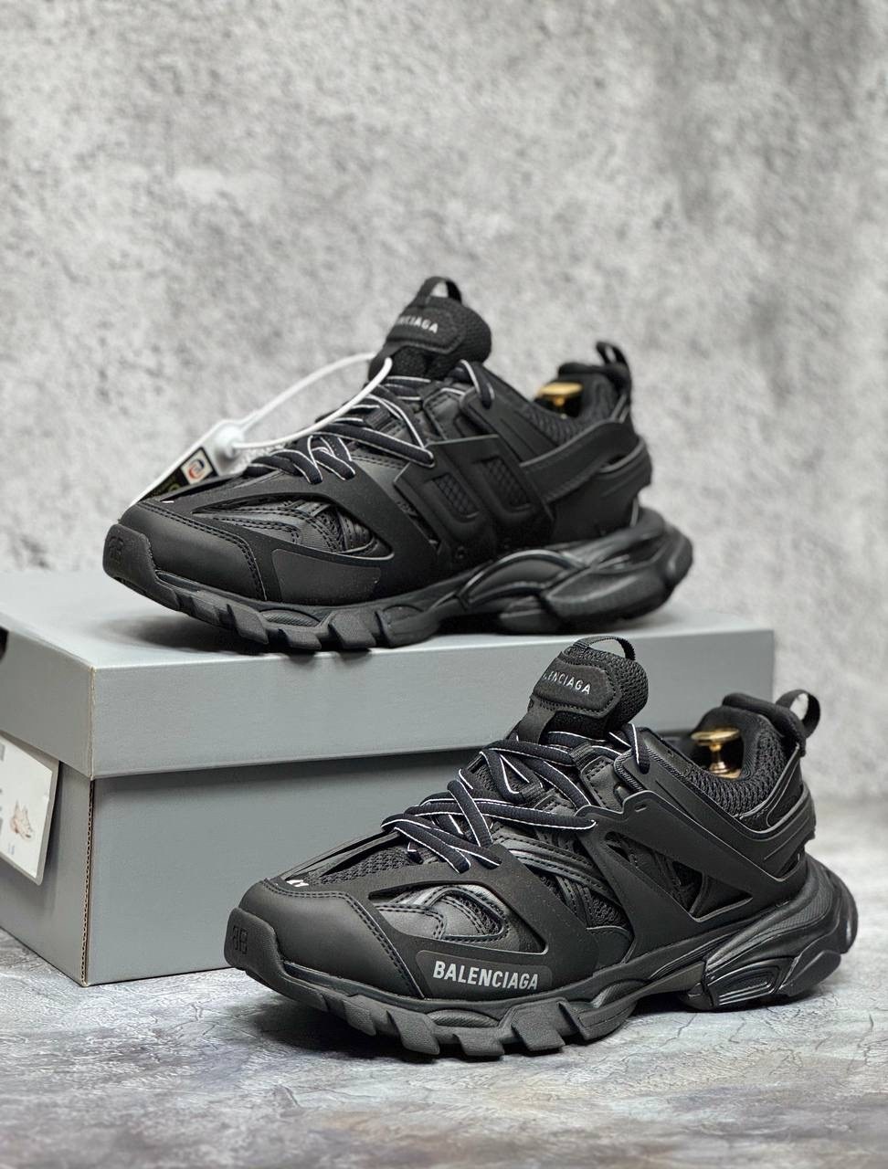 кроссовки balenciaga,кроссовки balenciaga track,женские кроссовки balenciaga,кроссовки balenciaga мужские,туфли баленсиага мужские