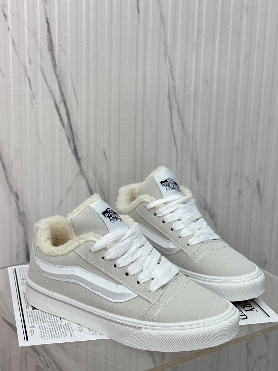 ,зимние кроссовки ванс,кеды на меху,женские кеды vans,кеды зимние