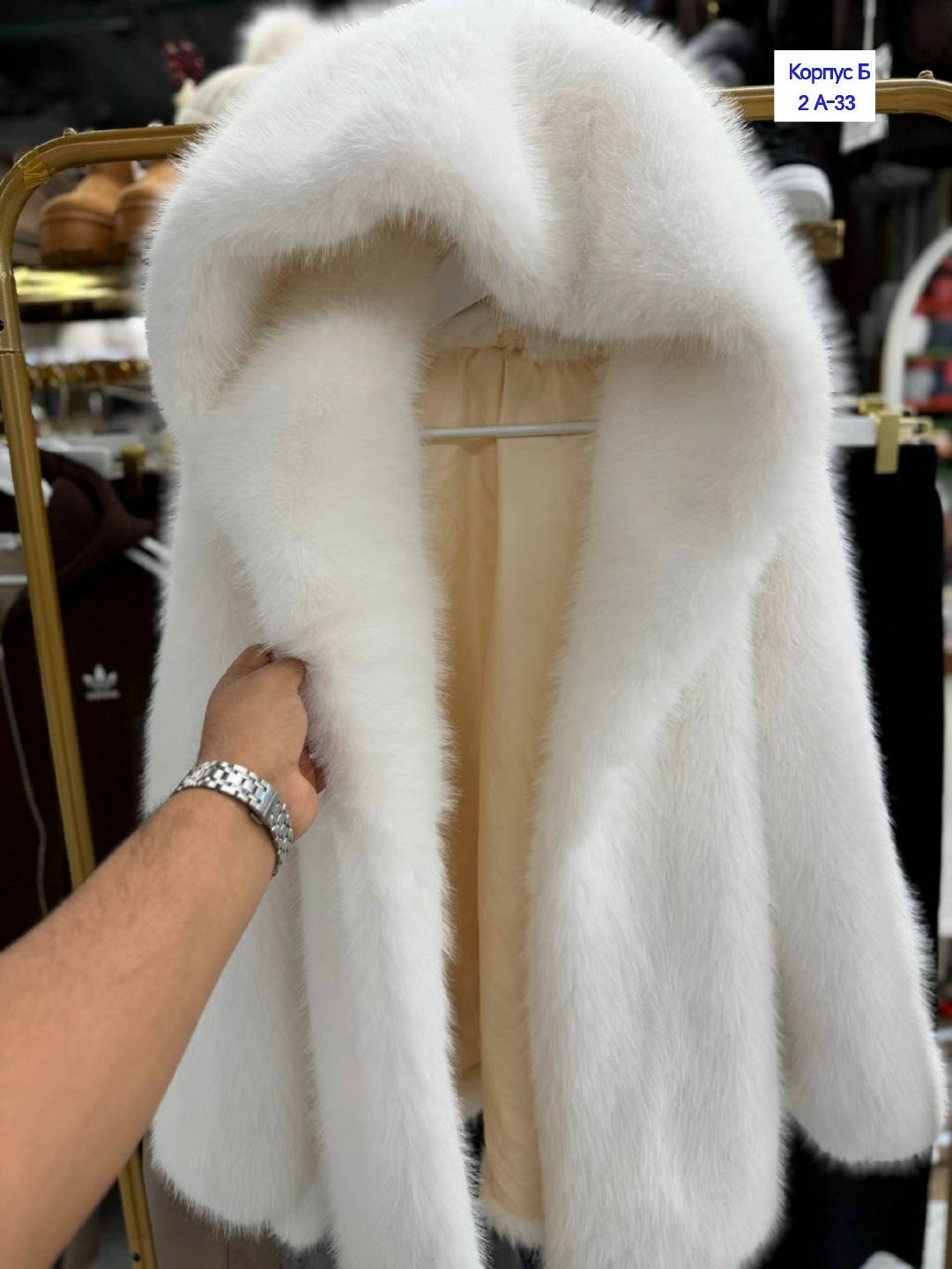 шуба белая,шубка,пальто из искусственного меха,шубка белая,меховое пальто