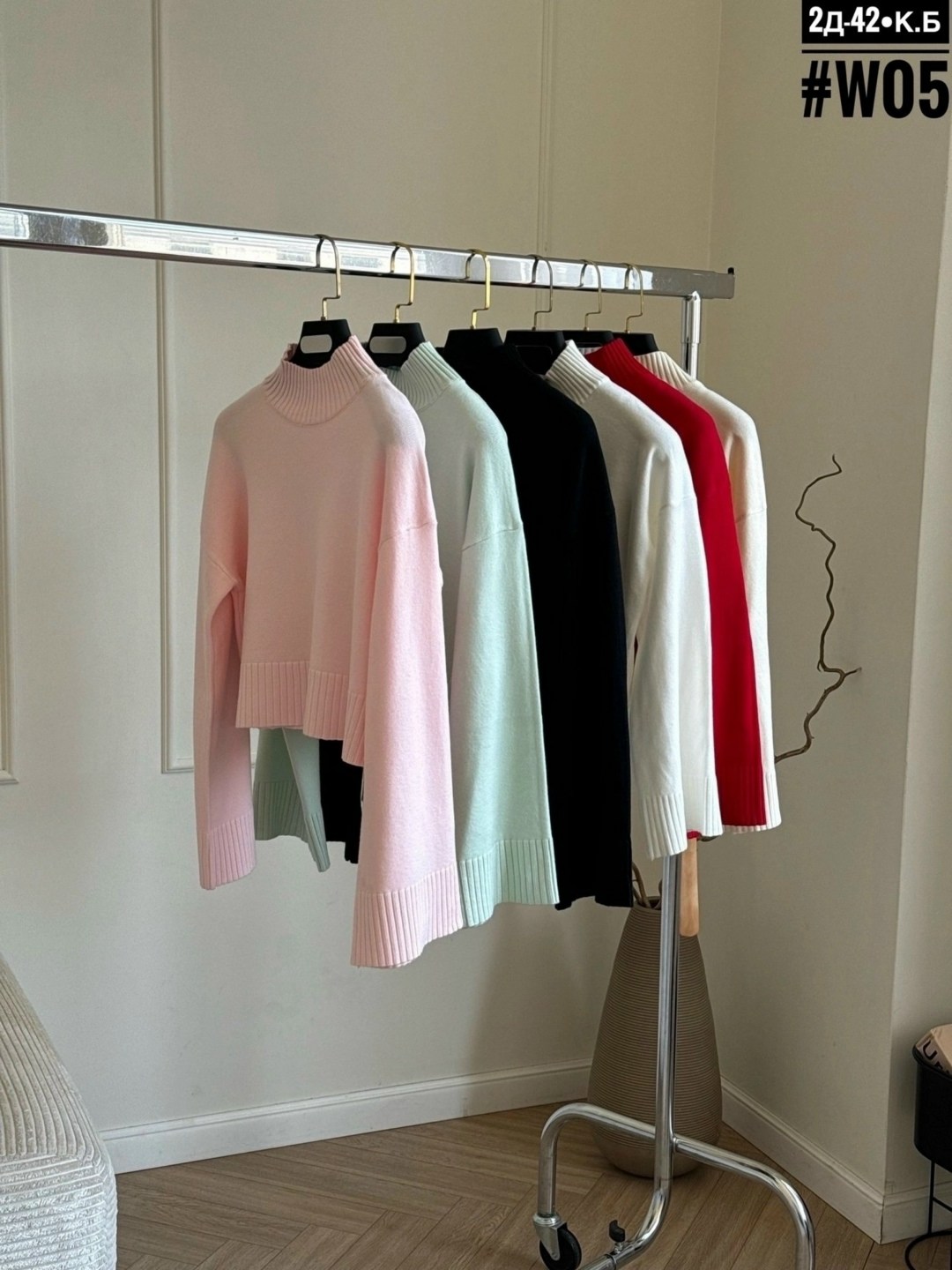 укороченная кофта,женская кофта,кофта свитер,топ трикотажная,джемпер молочный