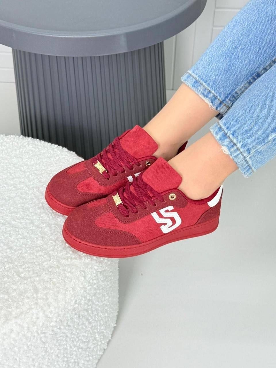 ,бордовые кроссовки,бордовые кроссовки женские,бордовые кеды,кеды ванс бордовые