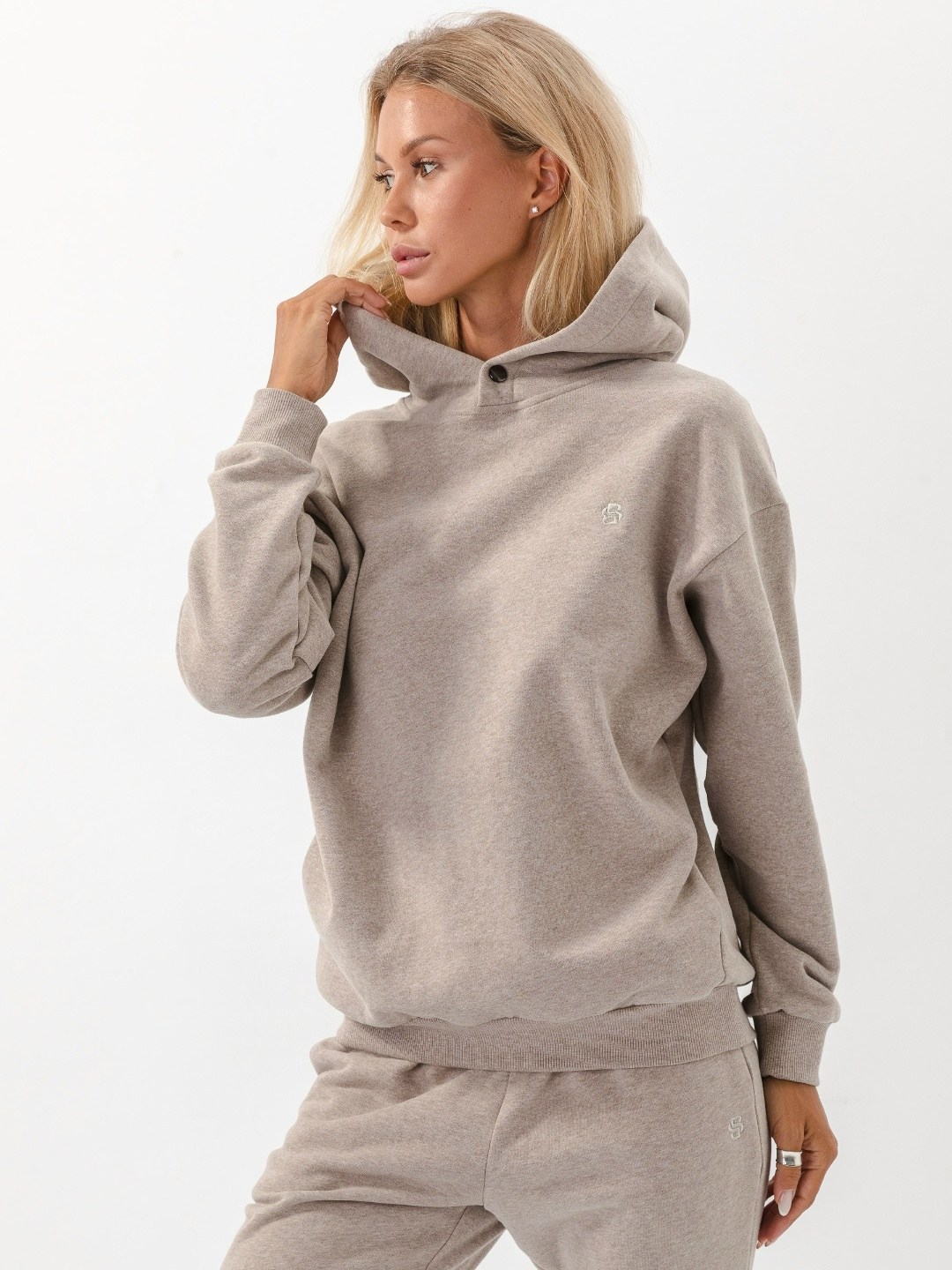 костюмы спортивные,костюм с худи,бежевый спортивный костюм,женский костюм из футера,костюм спортивный для женщин