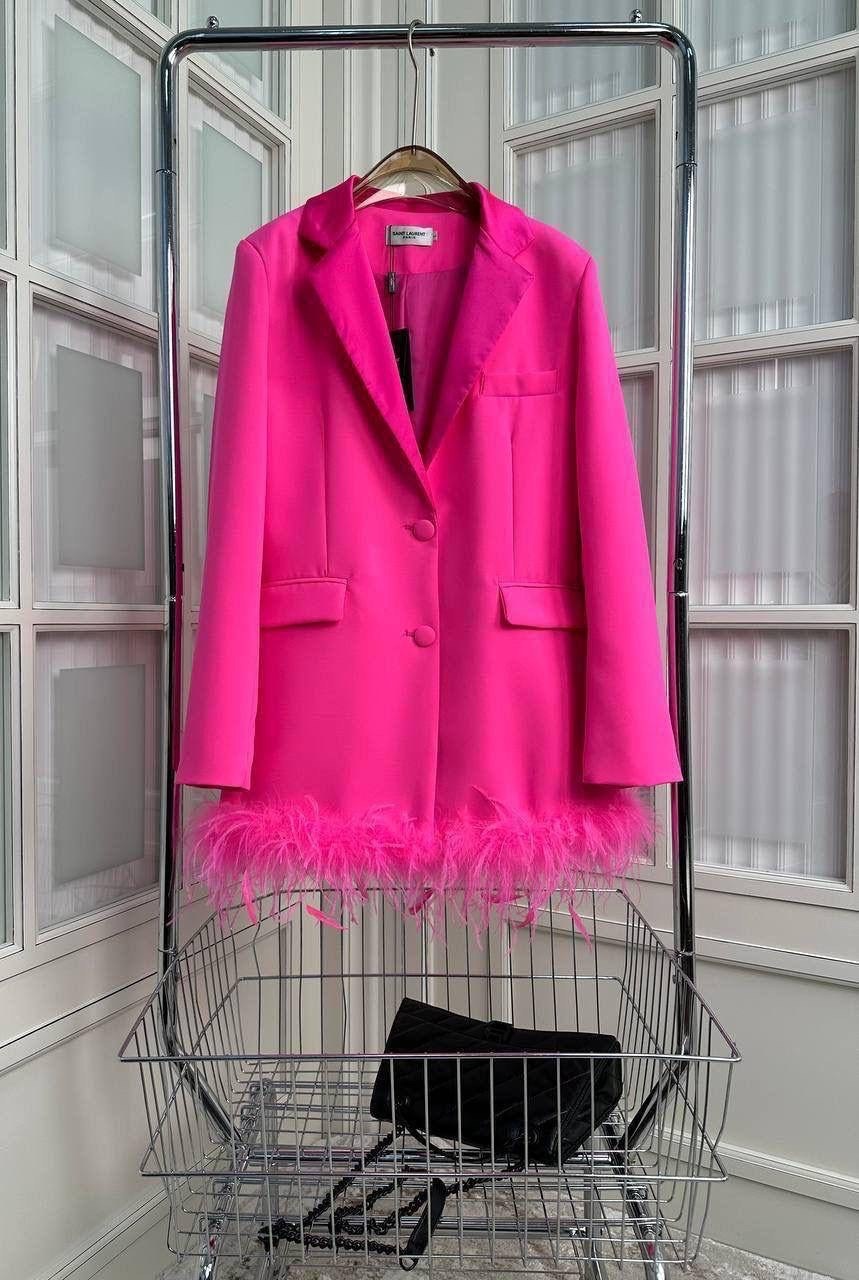 пиджак с перьями,платье пиджак,пиджак женский с перьями,платье пиджак с перьями,пиджак розовый