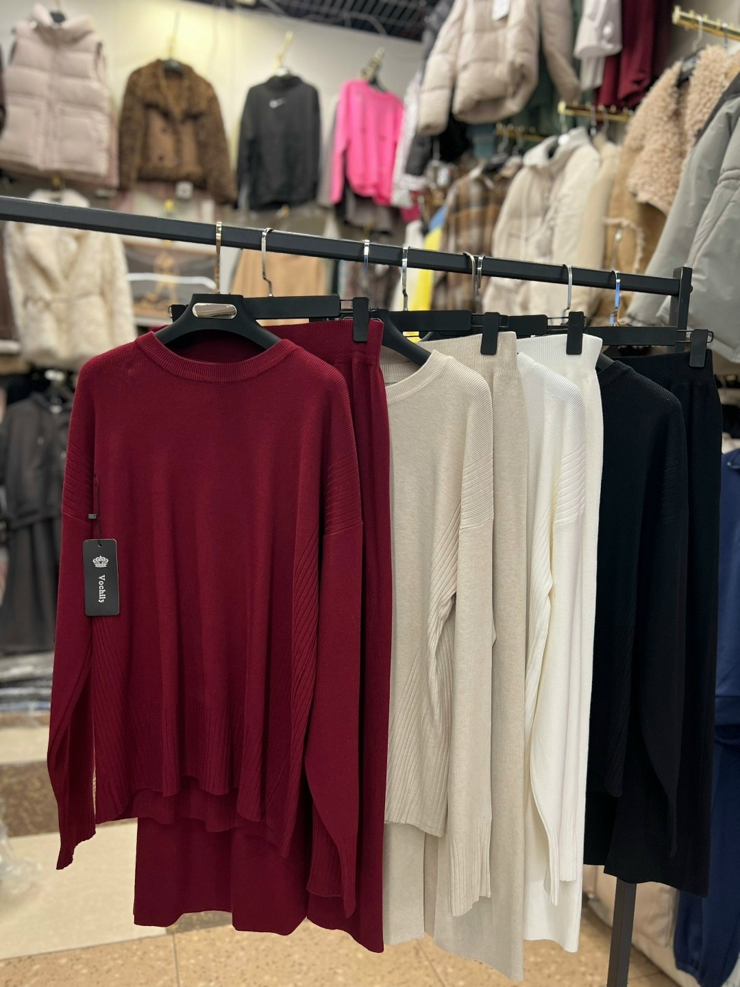 костюмы женские с юбкой,трикотажные костюмы,женский вязаный костюм с юбкой,трикотажные костюмы женские,трикотажные костюмы с юбкой