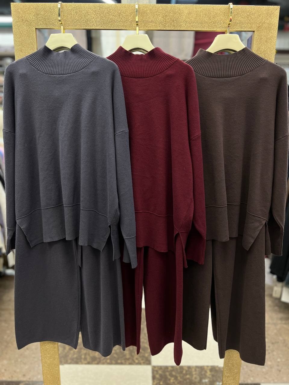 трикотажные костюмы,костюм женский трикотажный,кашемировый костюм,костюм шерстяной,свитер со спортивными штанами