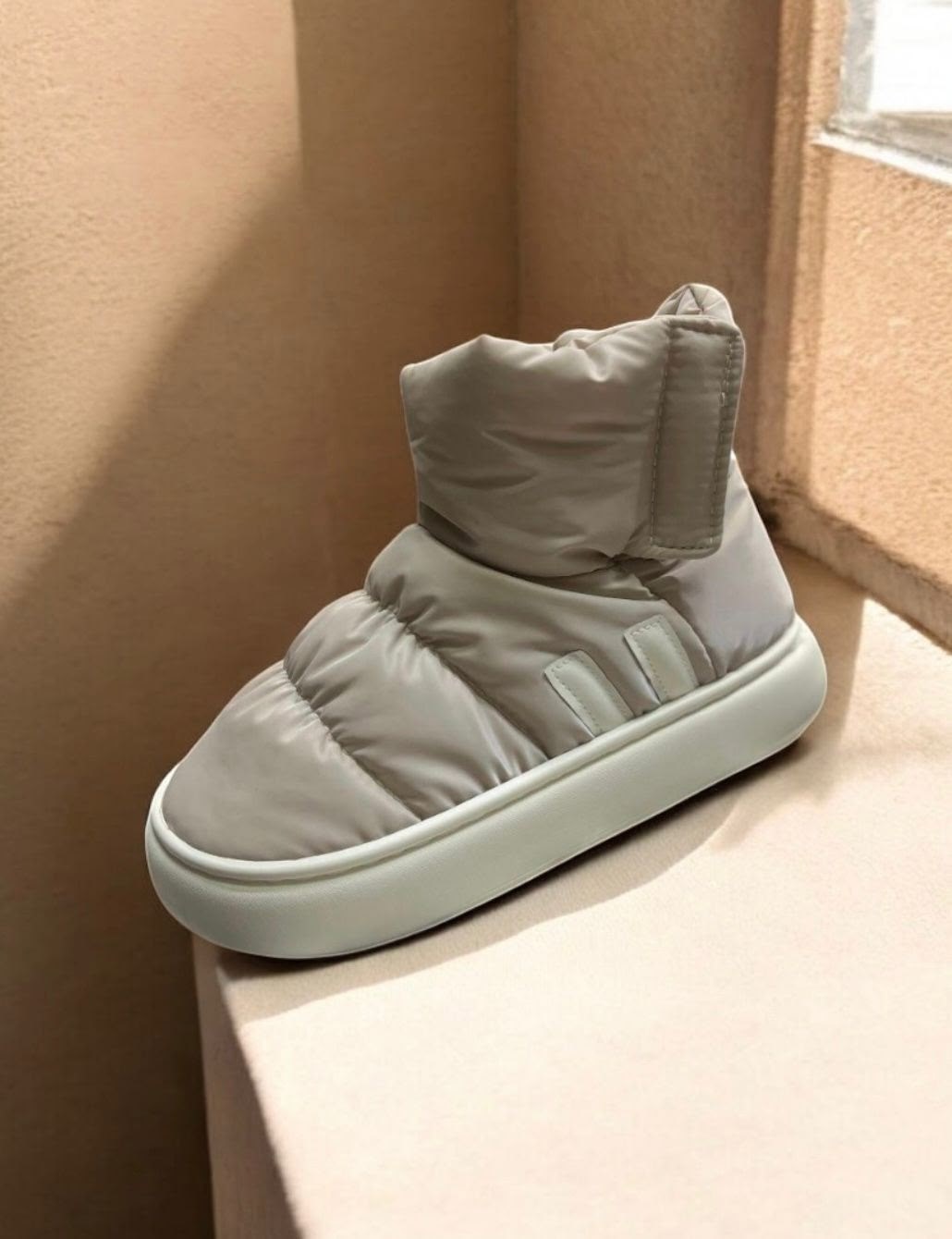 , женская зимняя,дутики женские,угги женские,зимние ботинки