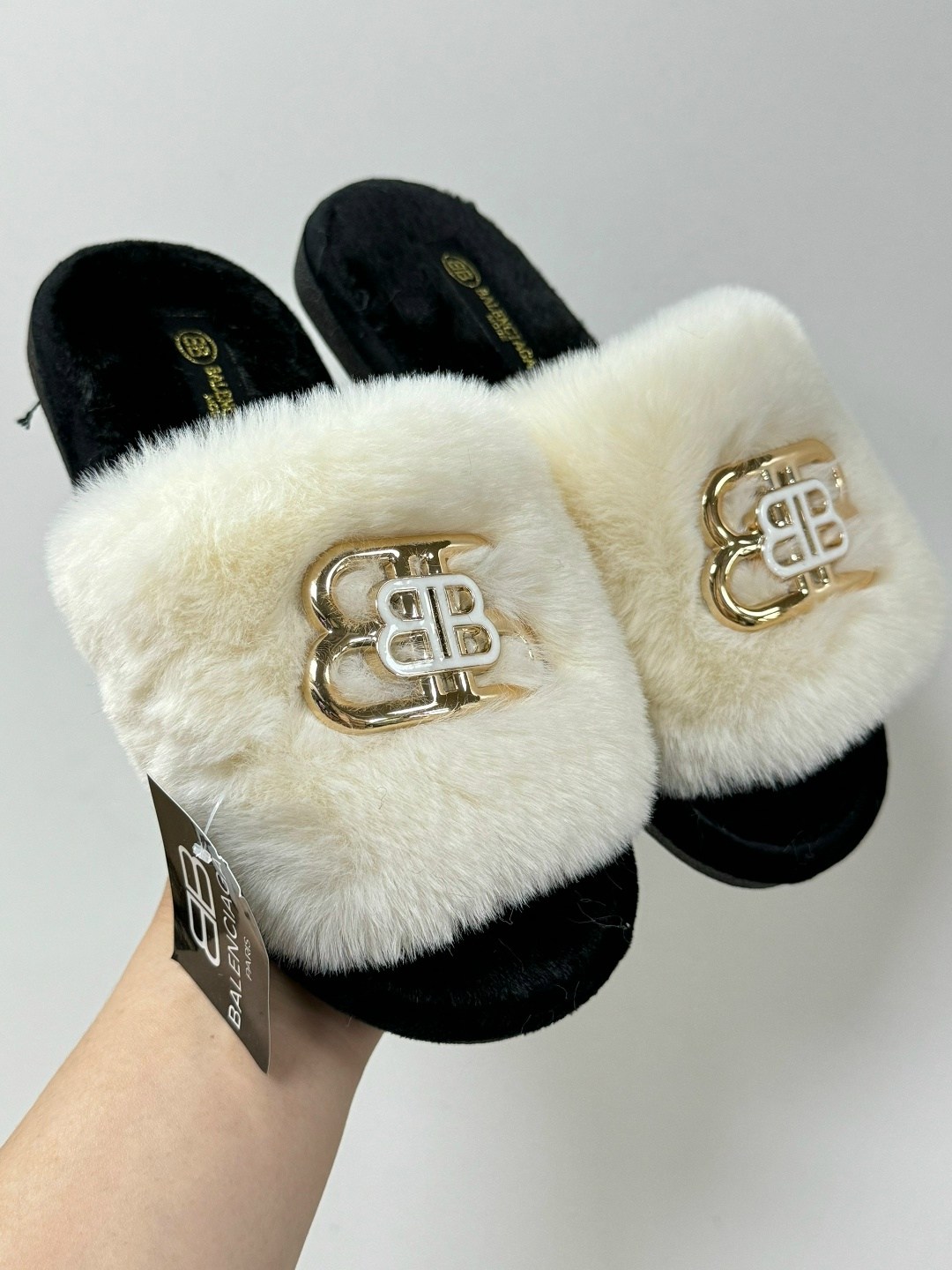 тапочки женские,меховые тапочки,домашние тапочки,тапочки модные,