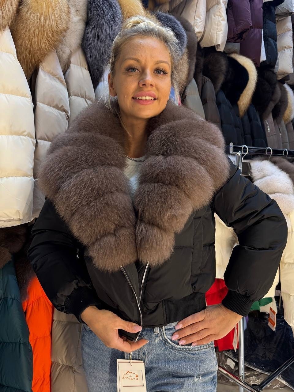 пуховики с натуральным мехом, куртки женские,куртка бомбер с натуральным мехом,куртки ,пуховик с мехом