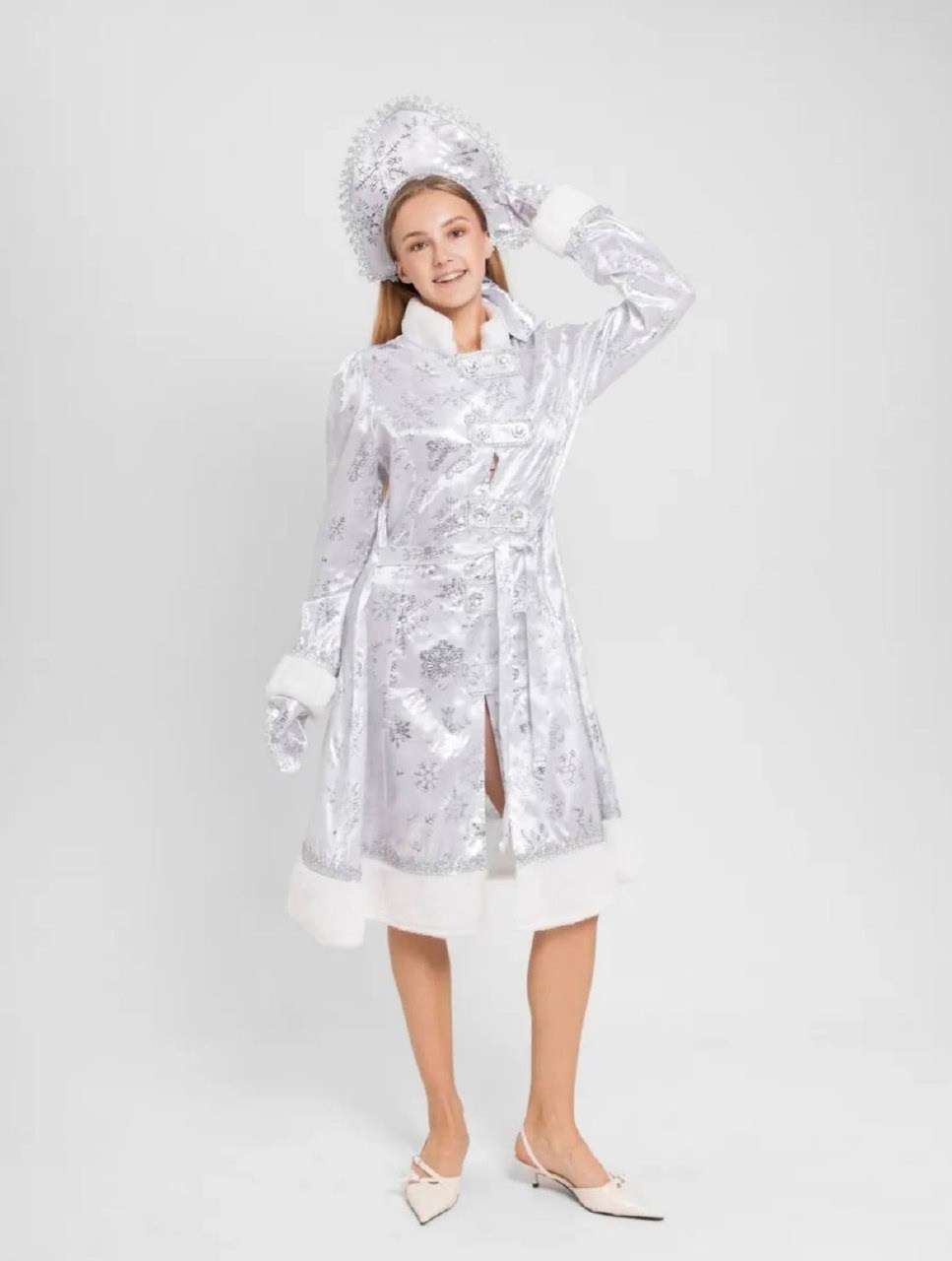 костюм снегурочки белый,карнавальные костюм снегурочка,карнавальный костюм снегурочка сатин,костюм снегурочки взрослый,красивый костюм снегурочки