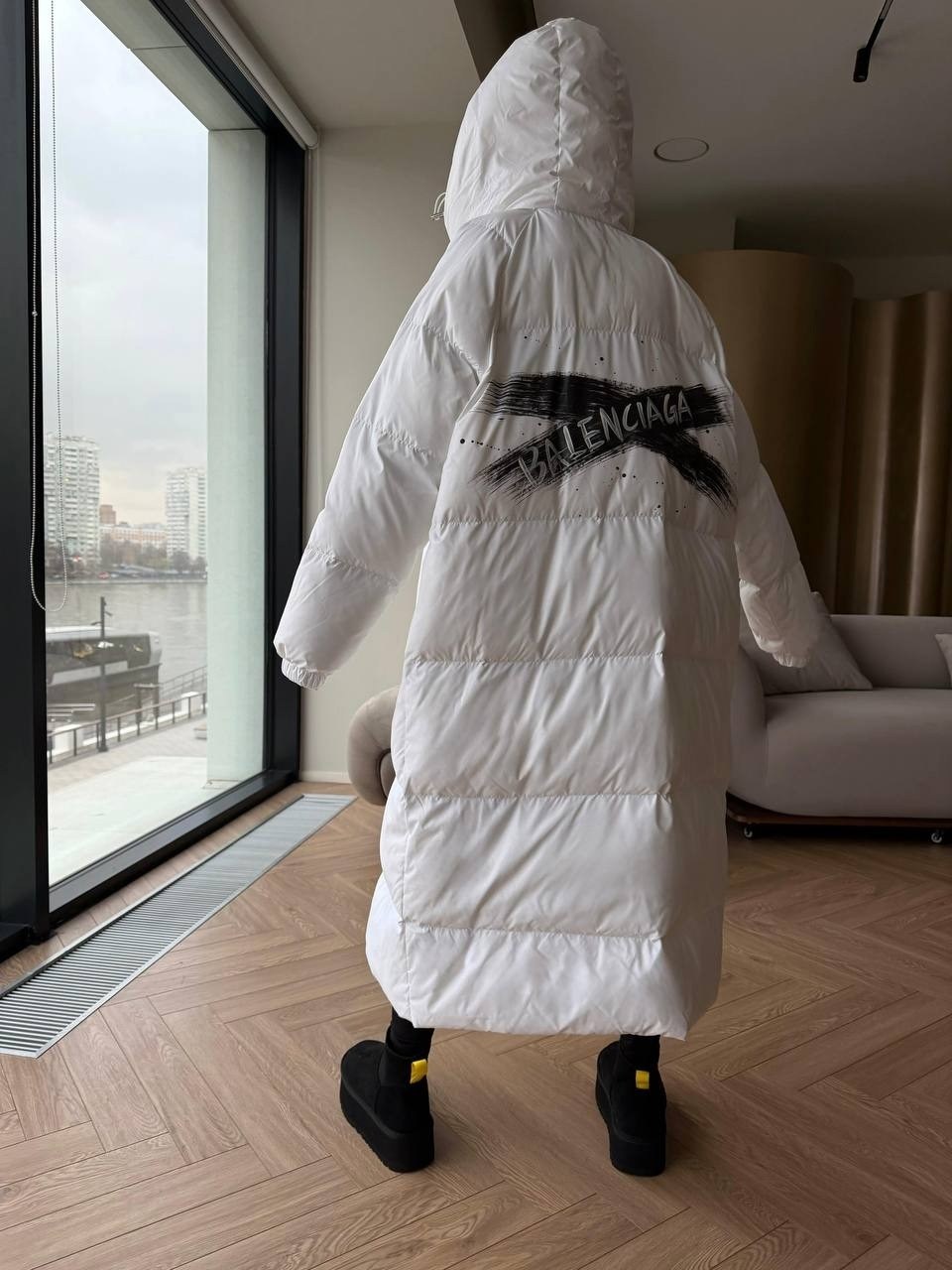 стильные пуховики,длинные пуховики,пуховик белый,модные пуховики 2025 женские зимние,зимний пуховик длинный