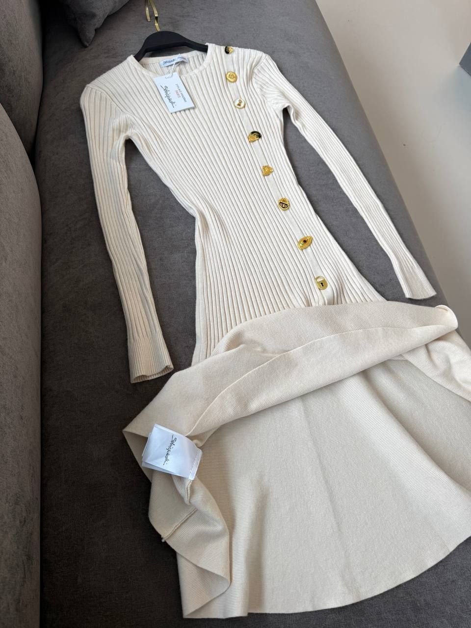 вязаные платья,трикотажное платья,платье на пуговицах,свитера на пуговицаx,платье женская