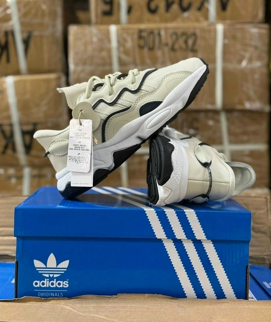 женские кроссовки adidas ozweego,кроссовки adidas ozweego,женские кроссовки adidas originals ozweego,кроссовки adidas originals ozweego,adidas originals ozweego