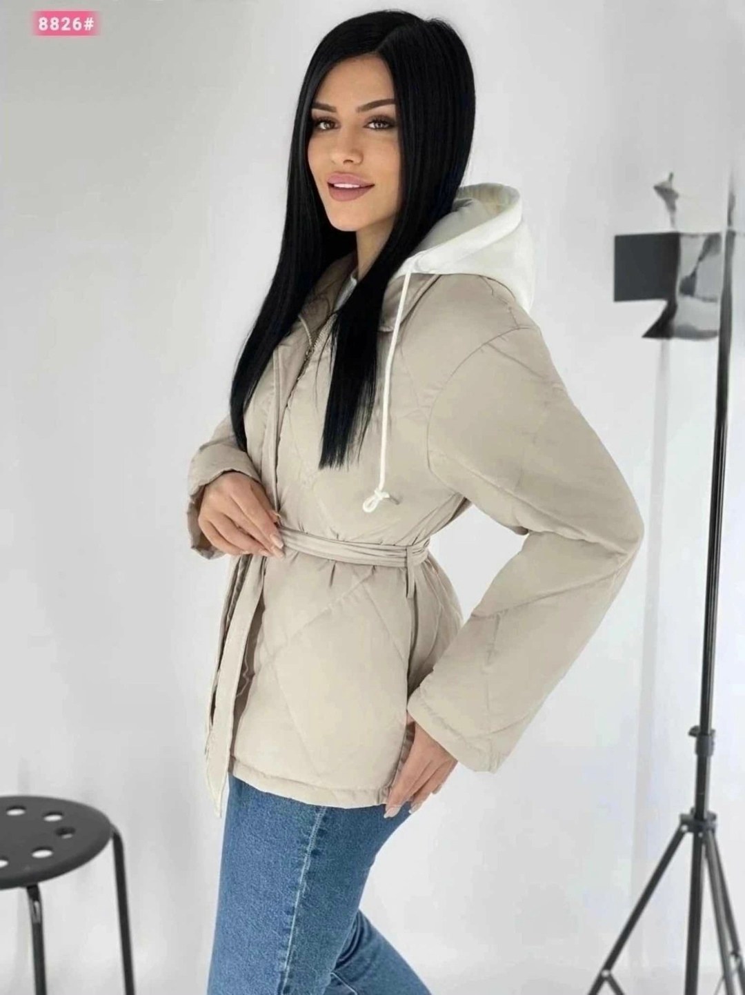 куртки весна 2025,куртки весна 2025 женские,стильная куртка,женская весенняя куртка с капюшоном,весенние куртки женские 2025