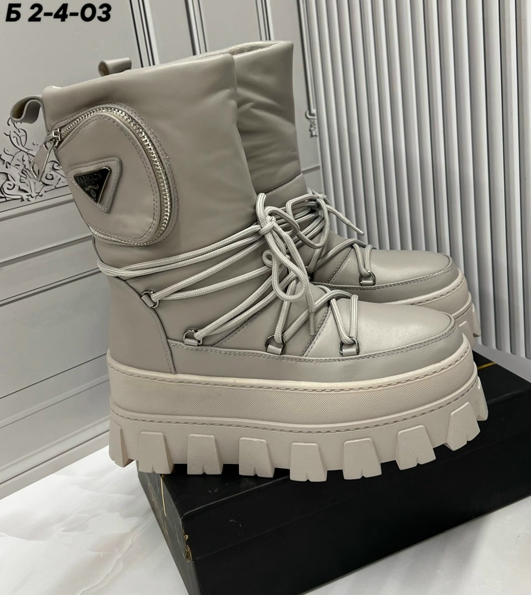 дутики prada,дутики прада женские,женские дутики,луноходы женские,зимняя  женская