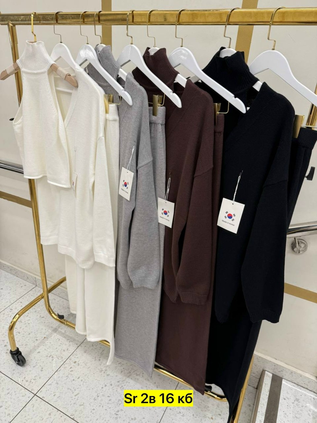 костюмы брючные,стильные костюмы,трикотажные костюмы,вязаные костюмы,женский трикотажный костюм