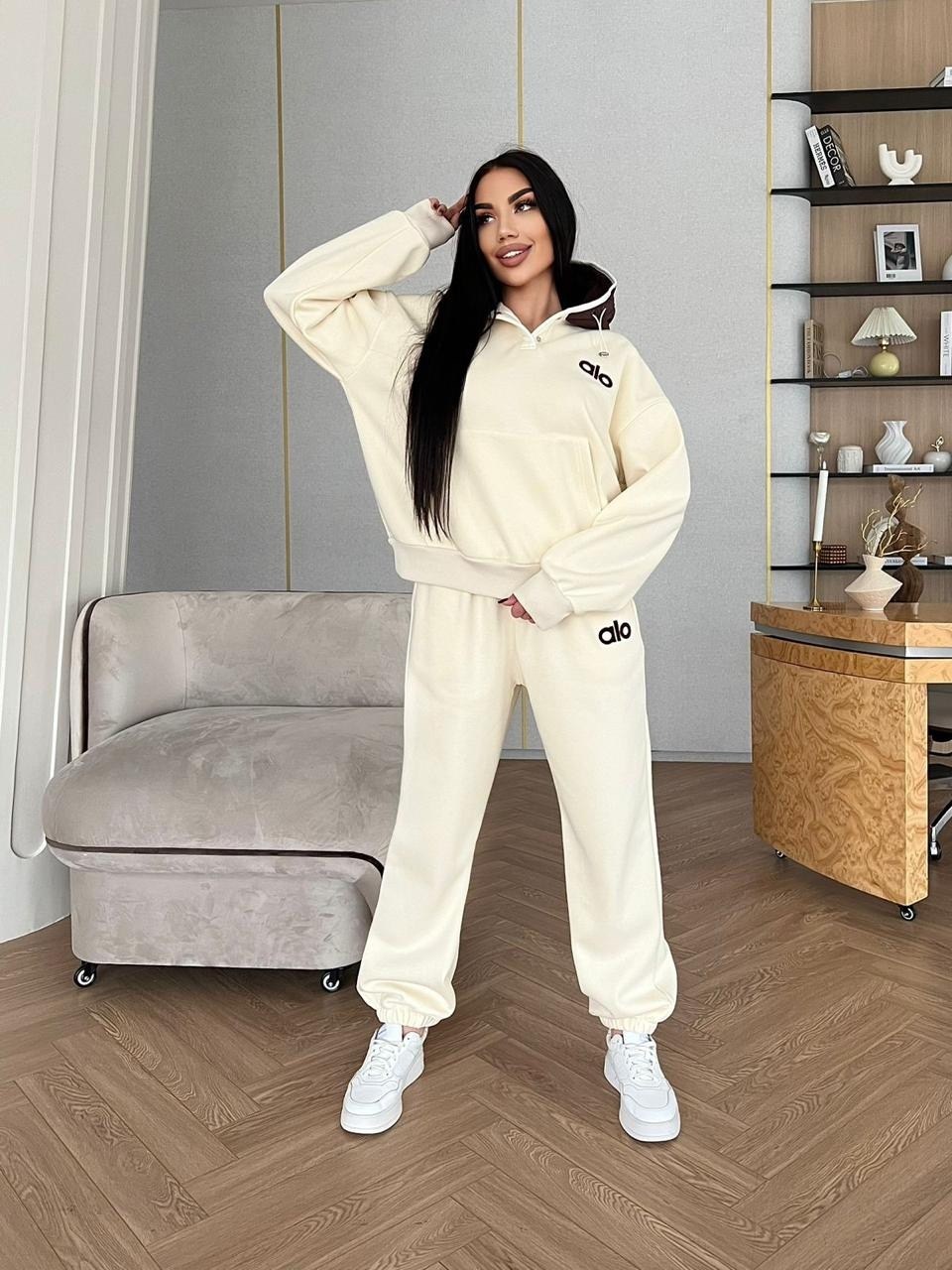 женские костюмы спортивные,костюмы спортивные,женский спортивный костюм на флисе,костюм на флисе,спортивные костюмы на флисе