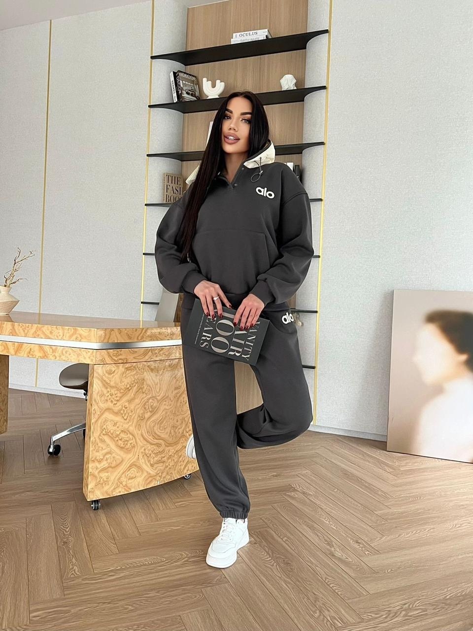 женские костюмы спортивные,костюмы спортивные,женский спортивный костюм на флисе,костюм на флисе,спортивные костюмы на флисе