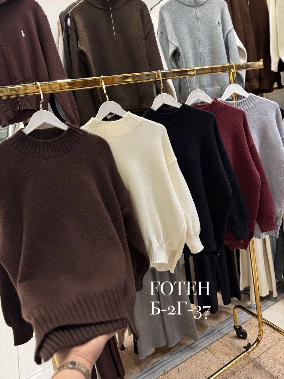 модные свитера,свитер удлиненная,женская кофта,свитер оверсайз удлиненный,бордовый свитер