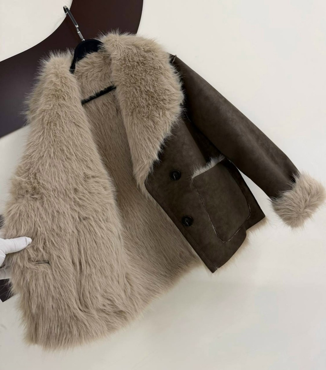 меховая куртка,куртка с мехом,куртка с овечьим мехом женская,меховая куртка женская,модная куртка