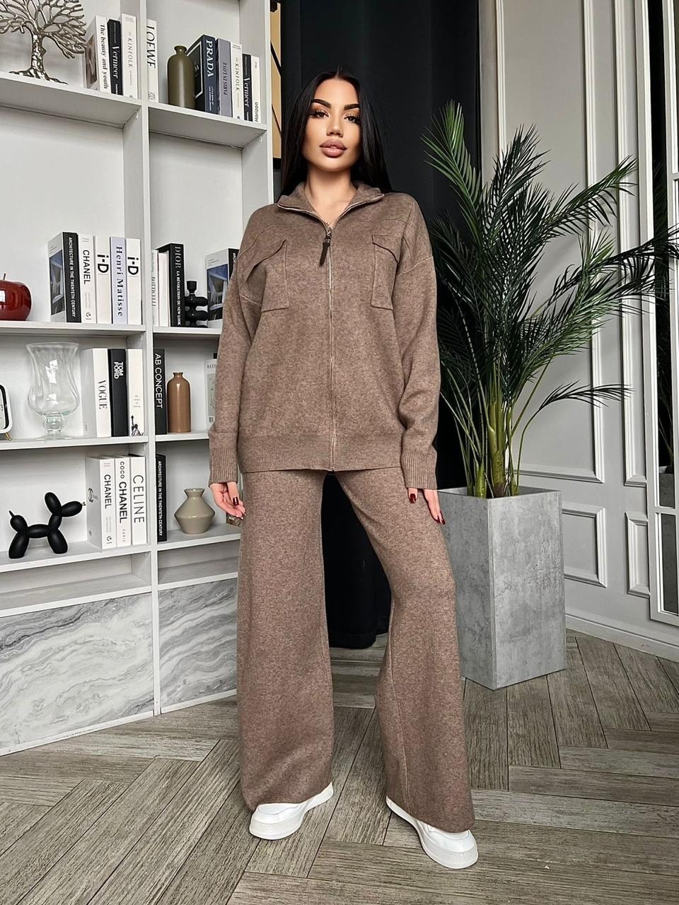 костюм трикотажный,вязаные костюмы,стильные костюмы,женский вязаный костюм,трикотажный костюм женский