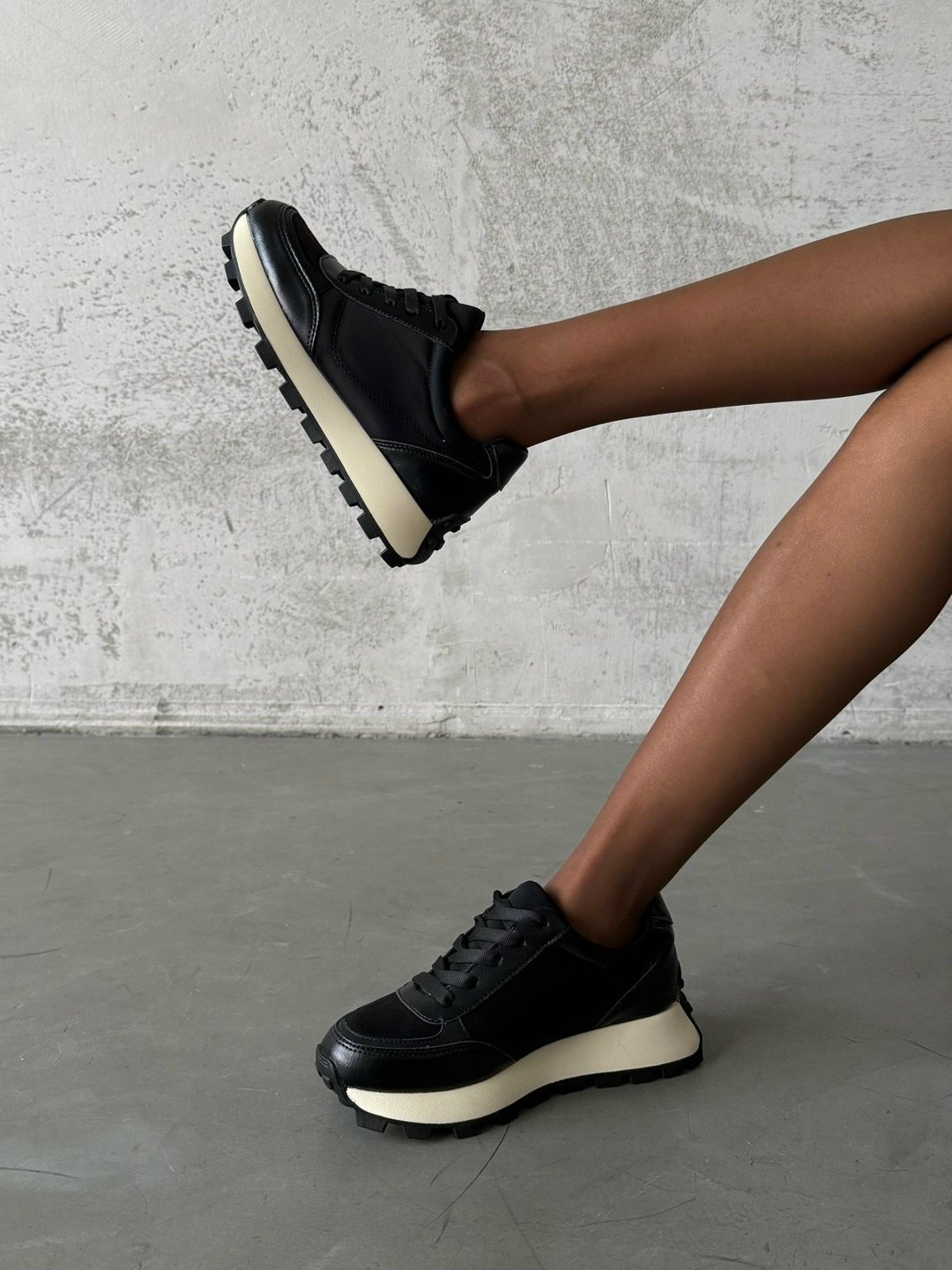 ,женские кроссовки,кроссовки женские черные,кроссовки для женщин,кроссовки эко кожа